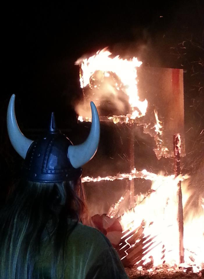 Viking-Longboat-on-fire